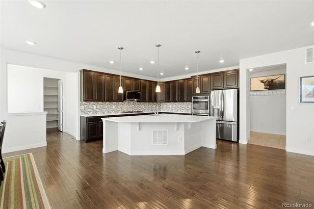 9810 Taylor River Circle, Littleton, CO 80125