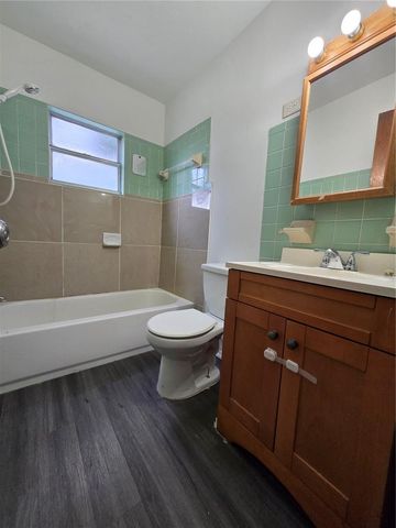 209 W KIRBY STREET, Tampa, FL 33604