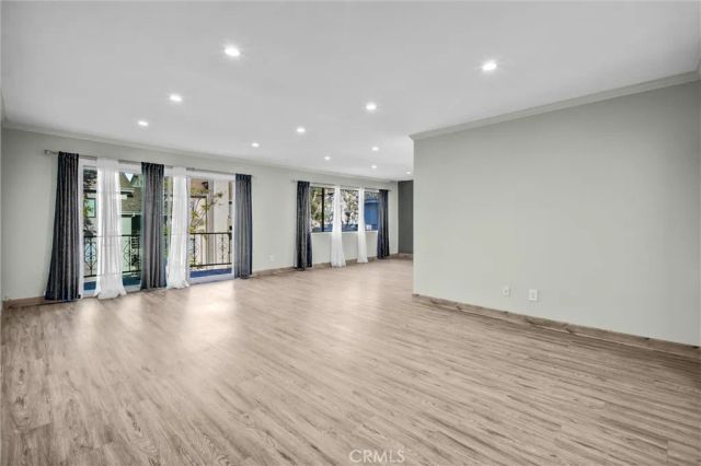 972 E California 304, Pasadena, CA 91106