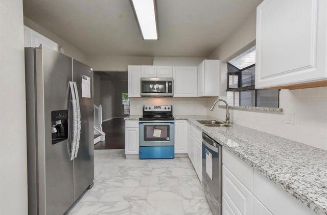 7726 Springville Drive, Houston, TX 77095