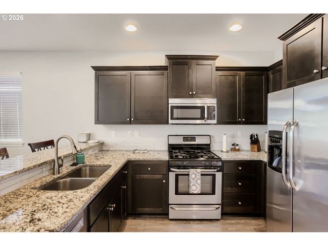 5152 Se REDBERRY Pl, Hillsboro, OR 97123