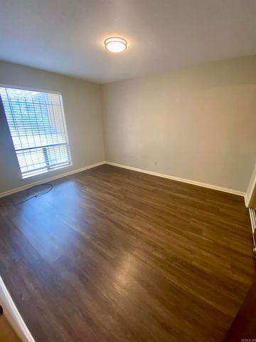 1201 N Pierce St Apt 9, Little Rock, AR 72207