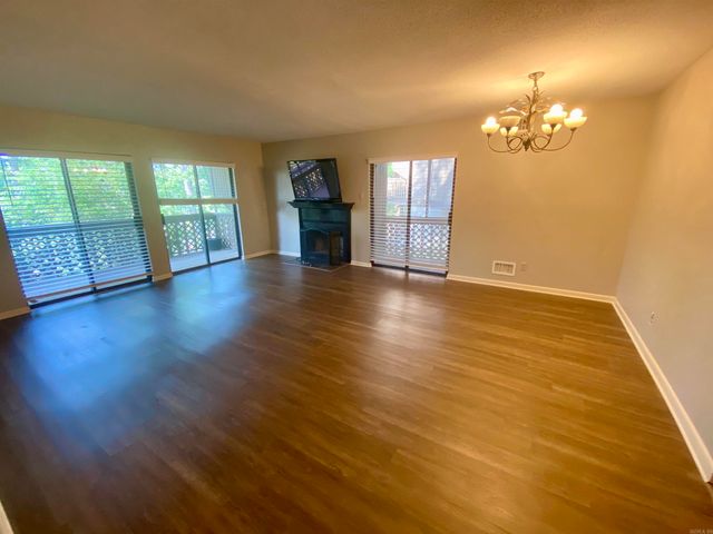 1201 N Pierce St Apt 9, Little Rock, AR 72207