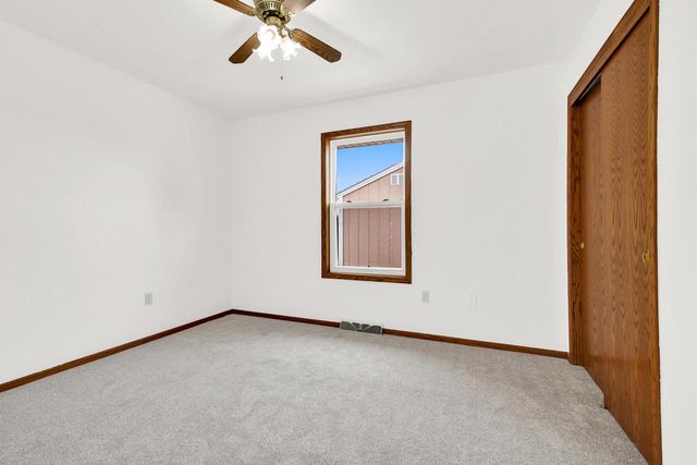 3800 E Elm ROAD, Oak Creek, WI 53154