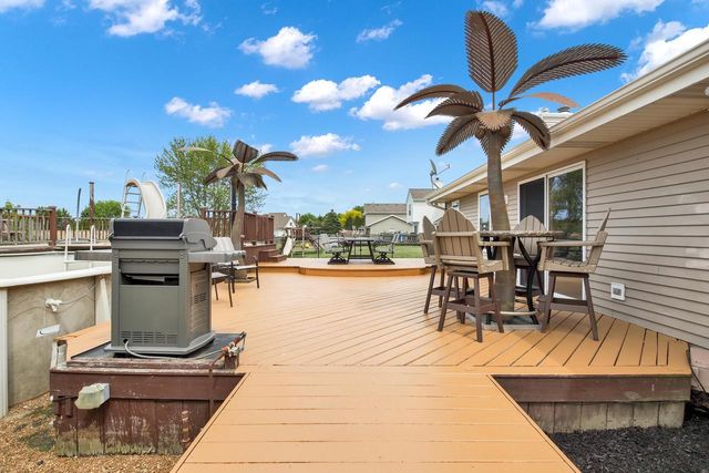 3800 E Elm ROAD, Oak Creek, WI 53154
