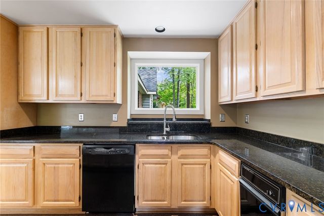 2409 Loreines Landing Ln, Henrico, VA 23233