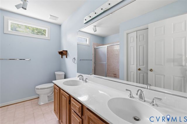 2409 Loreines Landing Ln, Henrico, VA 23233