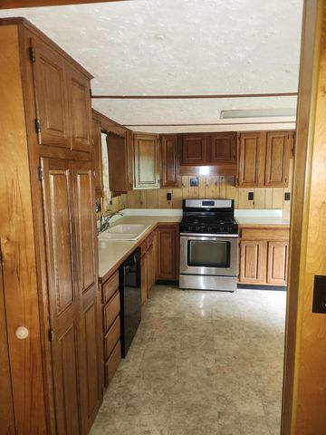 14261 E 425 Road, Claremore, OK 74017