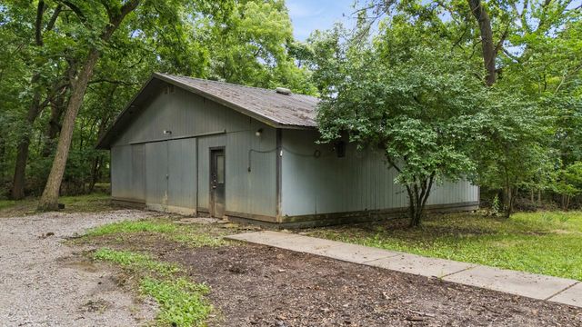 14261 E 425 Road, Claremore, OK 74017