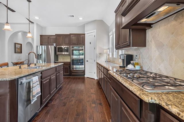 12546 Sharps Lane, Magnolia, TX 77354