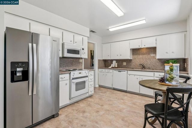 2819 2819 Kay Ave, Concord, CA 94520