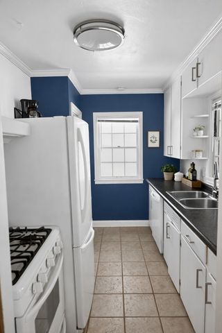 1649 Northwest Drive, Des Moines, IA 50310