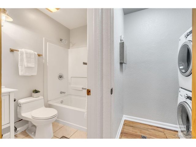 2438 W 35th Ave 3, Denver, CO 80211