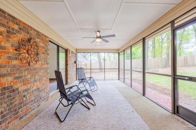 10011 Hollowbrook Dr, Pensacola, FL 32514