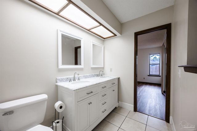 10011 Hollowbrook Dr, Pensacola, FL 32514