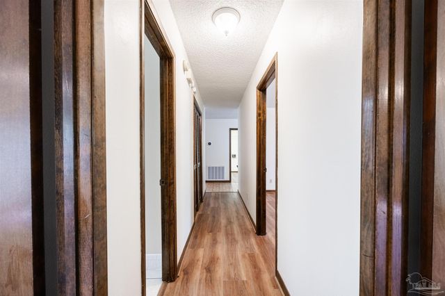 10011 Hollowbrook Dr, Pensacola, FL 32514