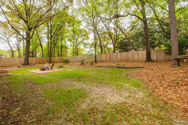 10011 Hollowbrook Dr, Pensacola, FL 32514