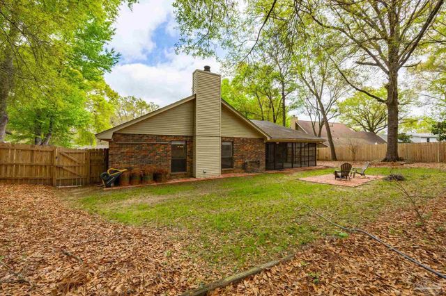 10011 Hollowbrook Dr, Pensacola, FL 32514