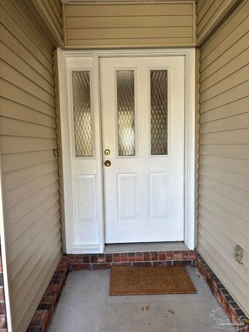 10011 Hollowbrook Dr, Pensacola, FL 32514