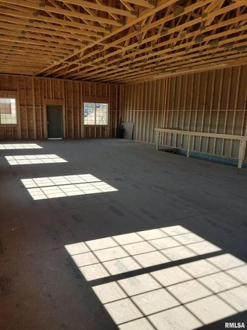 3648 UTICA RIDGE Road, Bettendorf, IA 52722