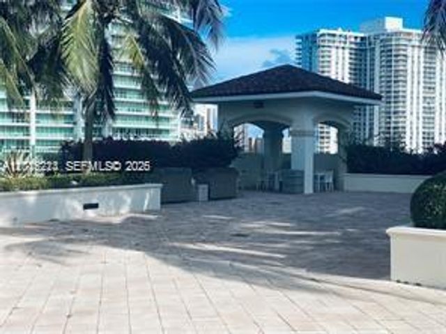 20000 E Country Club Dr TS07, Aventura, FL 33180