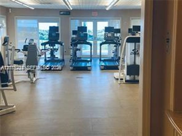 20000 E Country Club Dr TS07, Aventura, FL 33180