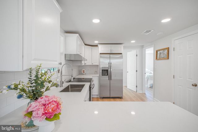 4493 STONEWALL JACKSON HWY, Bentonville, VA 22610