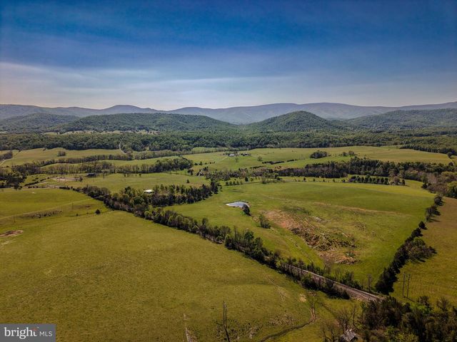 4493 STONEWALL JACKSON HWY, Bentonville, VA 22610
