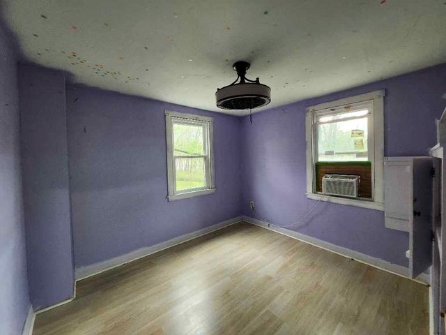 775 Manorcrest Drive, Kansas City, KS 66101