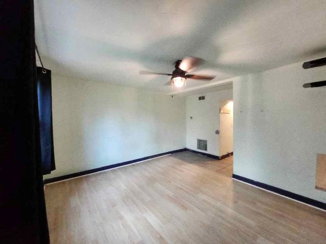 775 Manorcrest Drive, Kansas City, KS 66101