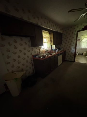 17 Sherwood Trail, Buffalo, MO 65622