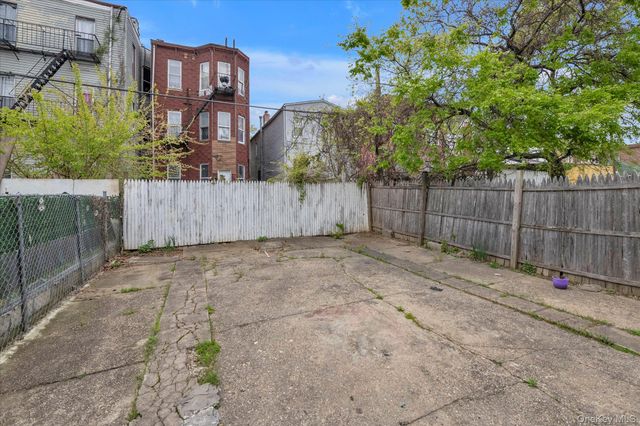 80 Van Siclen Avenue, Brooklyn, NY 11207