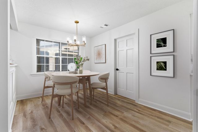 5 Devonshire Drive, Conroe, TX 77304