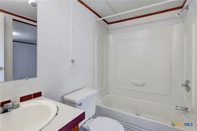 3697 FM 2808, Kempner, TX 76539