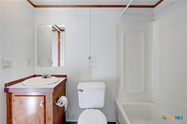 3697 FM 2808, Kempner, TX 76539