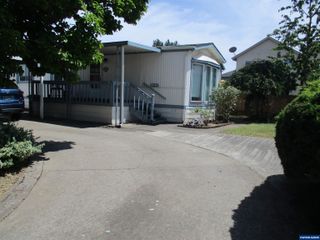 4882 Lancaster Dr NE 145B, Salem, OR 97305
