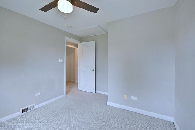 1653 Stockton Avenue, Des Plaines, IL 60018