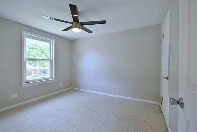 1653 Stockton Avenue, Des Plaines, IL 60018