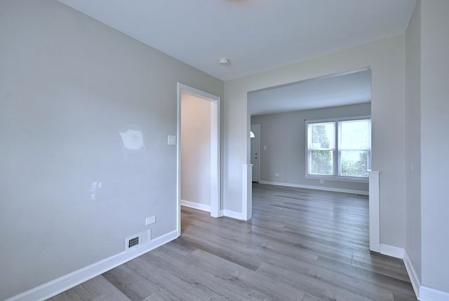 1653 Stockton Avenue, Des Plaines, IL 60018