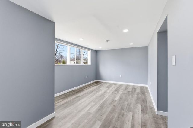 14211 RANDALL DR, Woodbridge, VA 22191