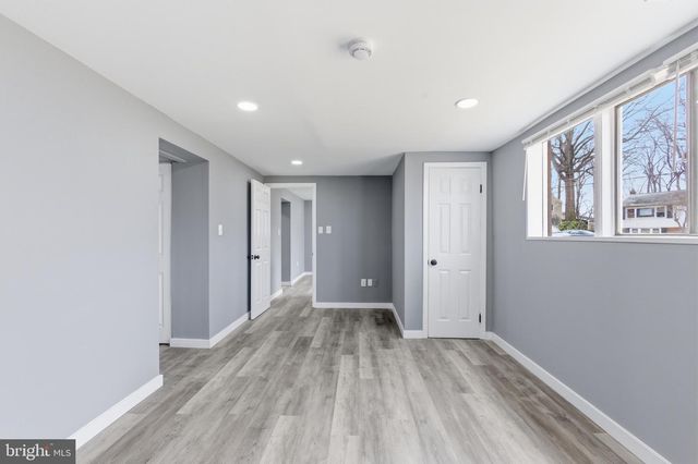 14211 RANDALL DR, Woodbridge, VA 22191