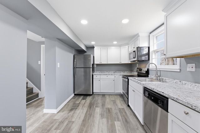 14211 RANDALL DR, Woodbridge, VA 22191