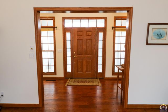 2901 West Lake Dr, Emporia, KS 66801