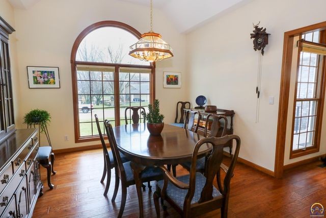 2901 West Lake Dr, Emporia, KS 66801