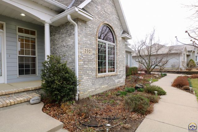 2901 West Lake Dr, Emporia, KS 66801