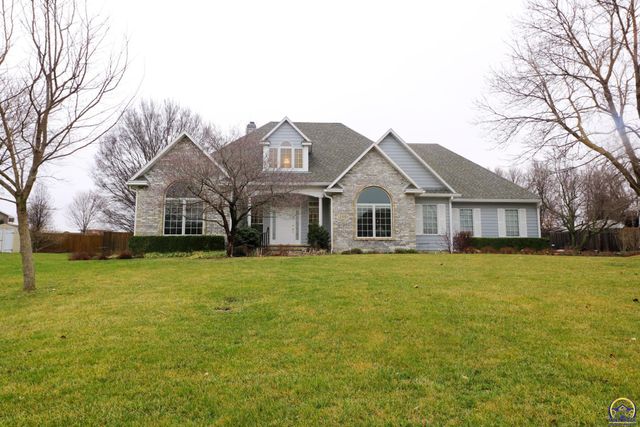 2901 West Lake Dr, Emporia, KS 66801