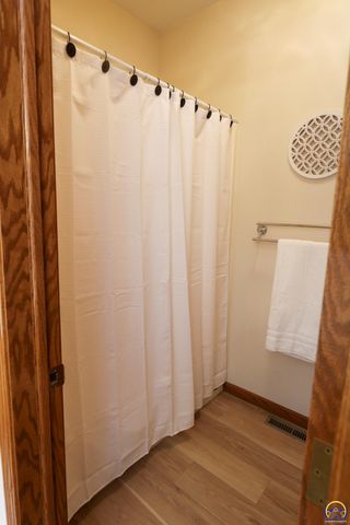 2901 West Lake Dr, Emporia, KS 66801