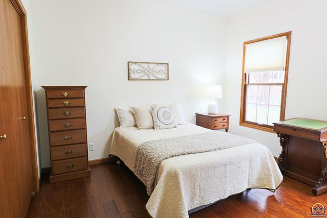 2901 West Lake Dr, Emporia, KS 66801