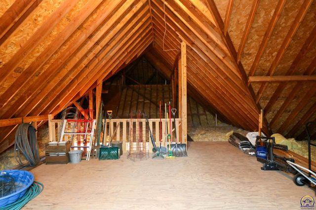 2901 West Lake Dr, Emporia, KS 66801