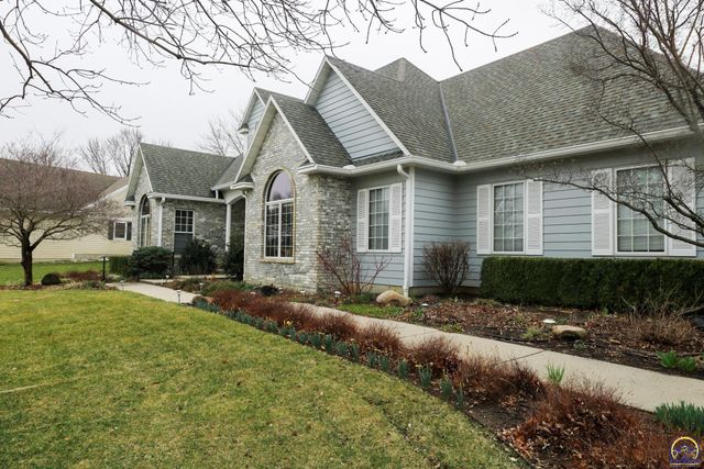 2901 West Lake Dr, Emporia, KS 66801